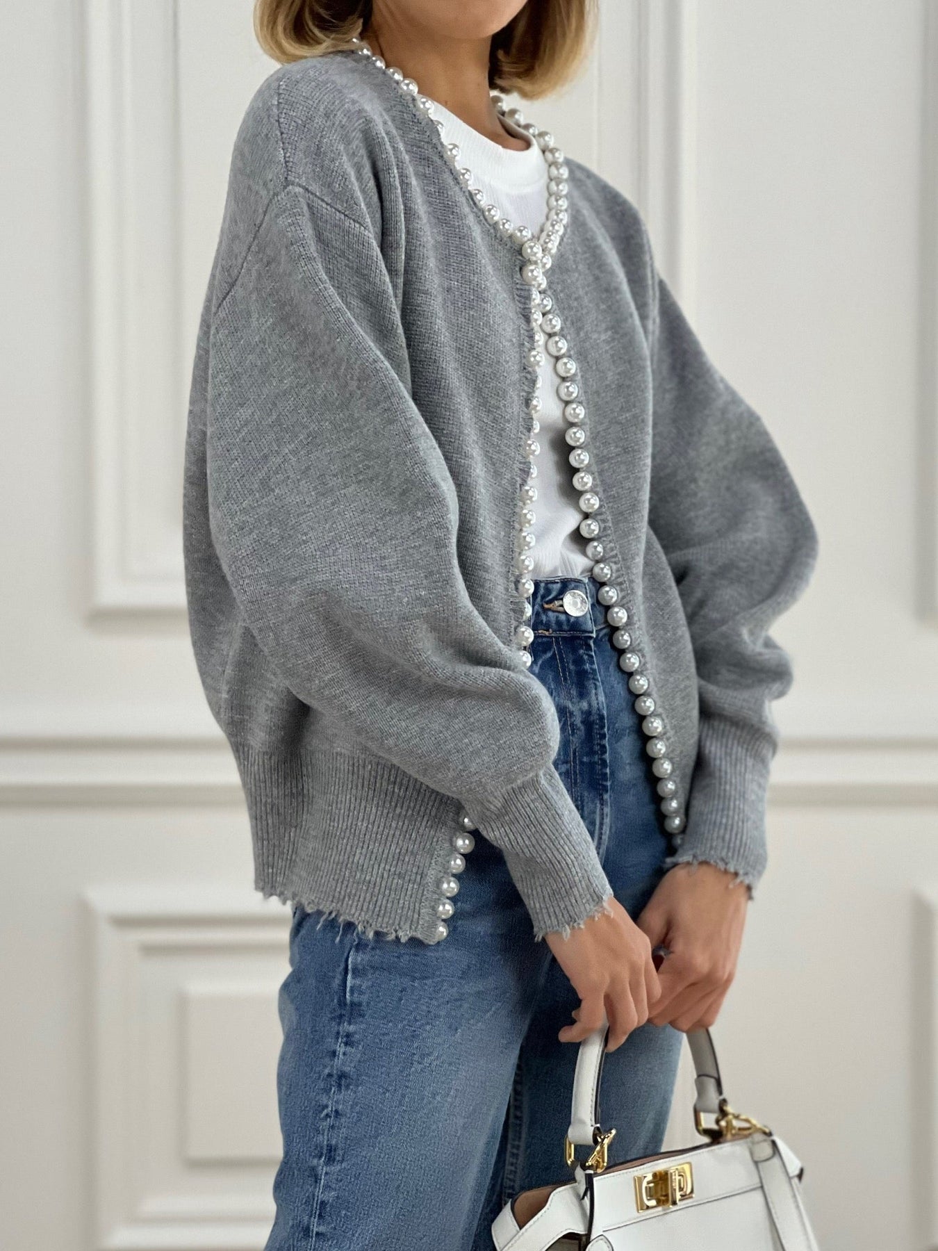 Cardigan tendance pour femme avec ouverture frontale | Détails perlés