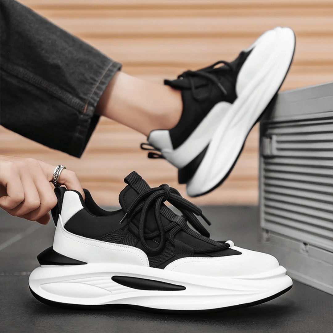 Baskets Tendance Noires Et Blanches Pour Homme | Semelle Épaisse