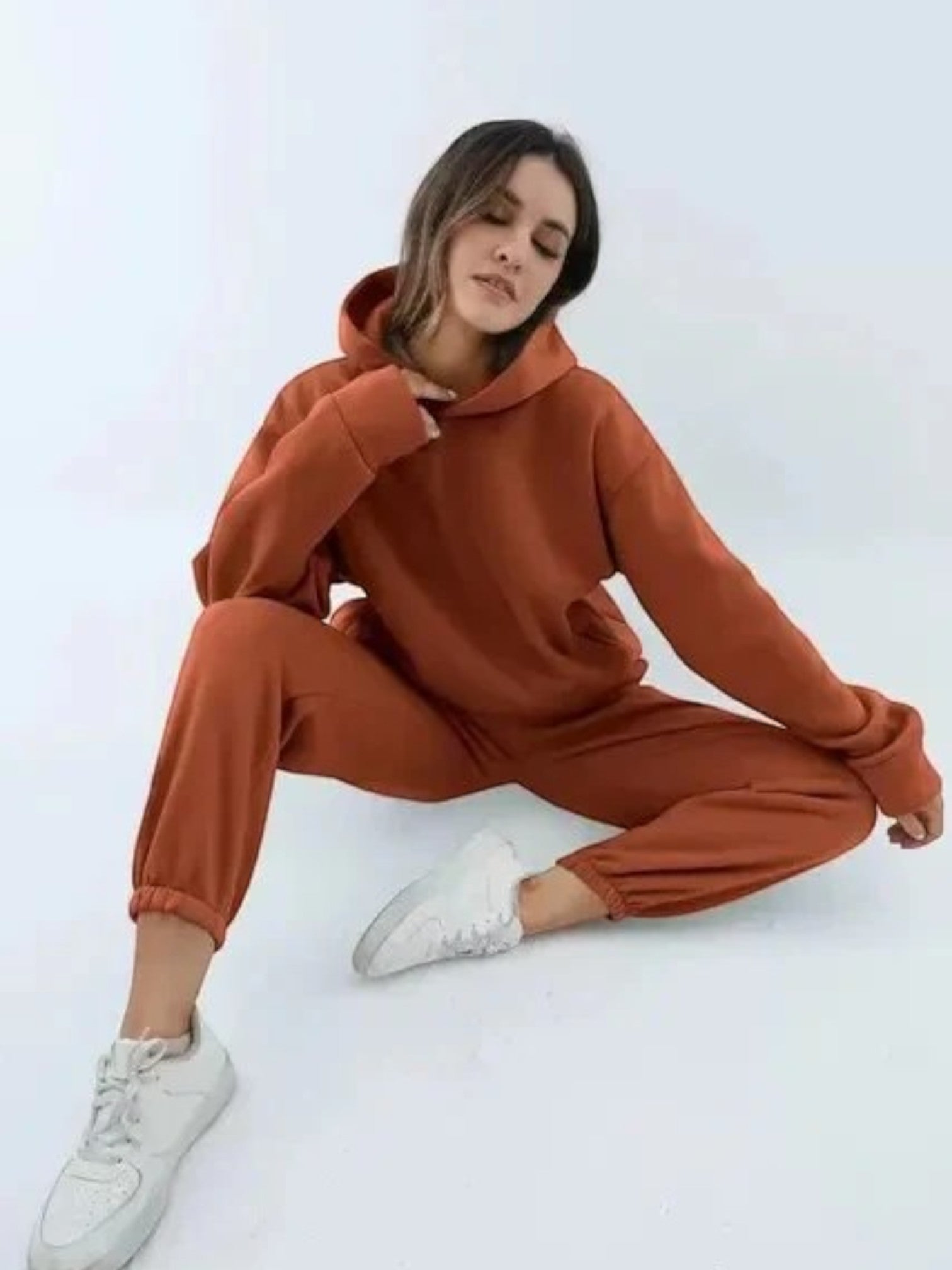 Ensemble Élégant Sweat À Capuche Et Pantalon Pour Femme