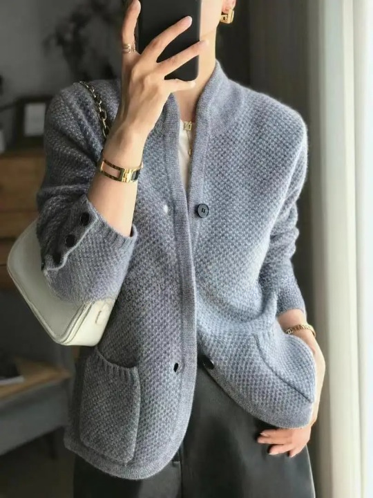 Cardigan Moderne Pour Femme Avec Boutons | Manches Longues