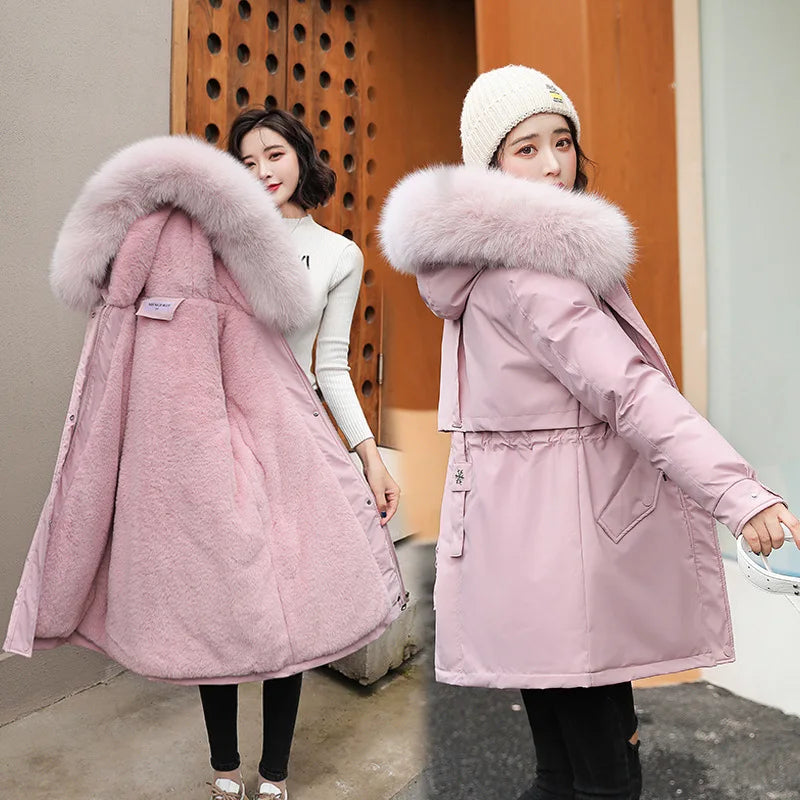 Veste À Capuche D’Hiver Pour Femme | Détail En Fourrure