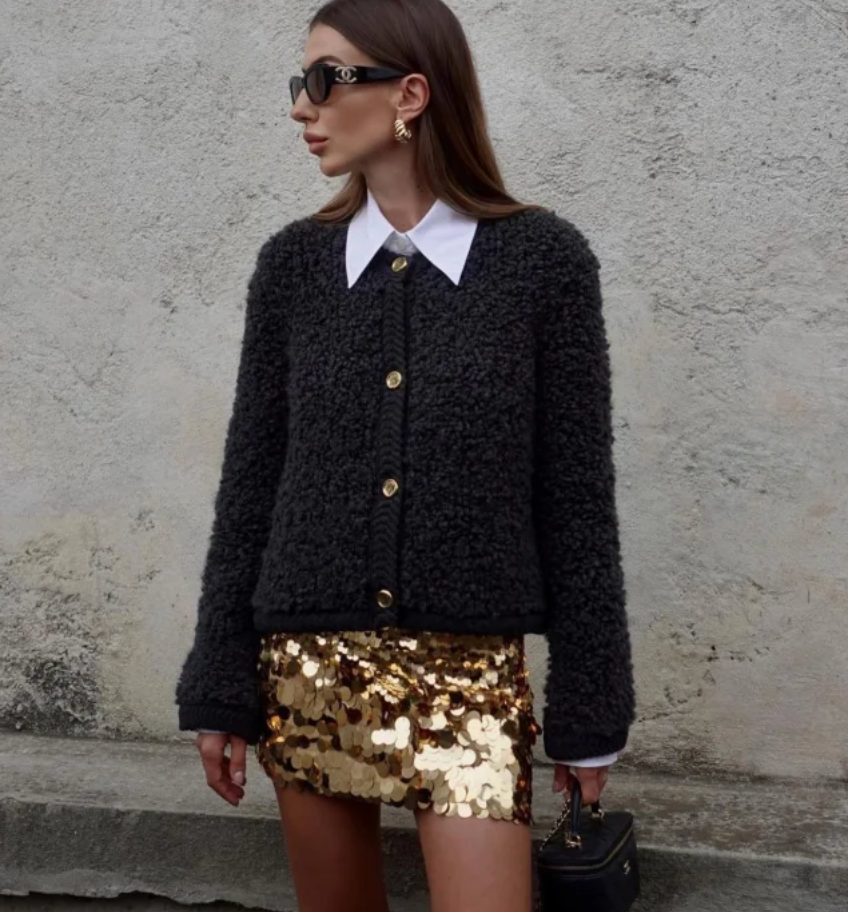 Cardigan Court À Boutons Dorés Pour Femme | Hiver