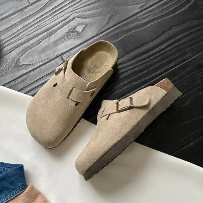 Sabots Vintage Aspect Suédé Avec Boucle | À Enfiler