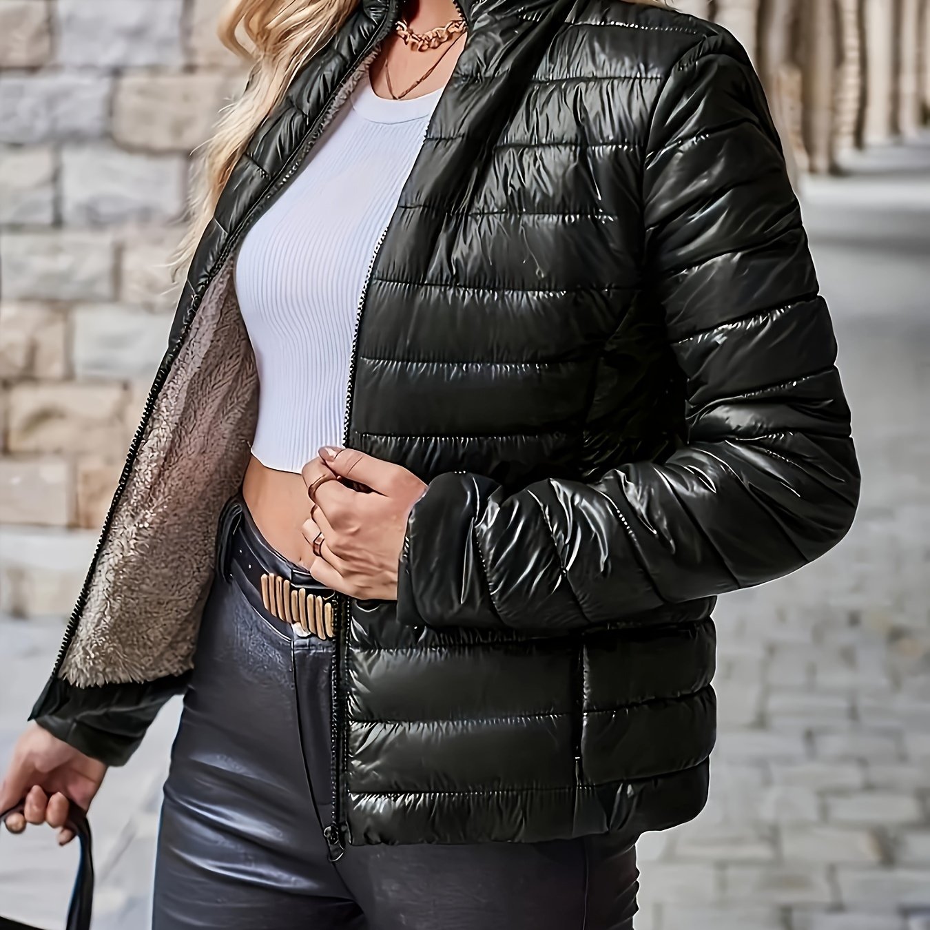 Veste Doudoune Pour Femme Avec Col Haut | Stylée