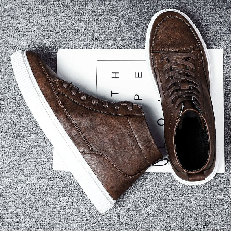 Baskets Montantes En Cuir Marron Pour Homme | Semelle Blanche